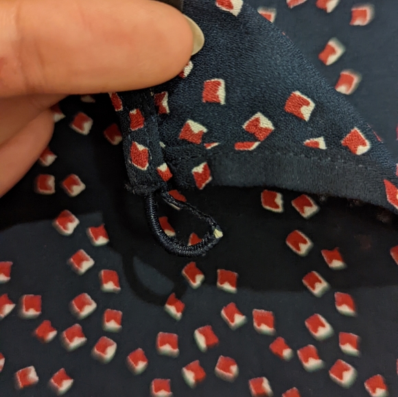 Banana Republic blouse - Picture 4 of 4